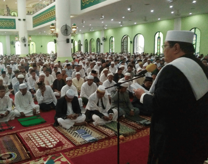 Khutbah Jumat Menjelang Idul Fitri